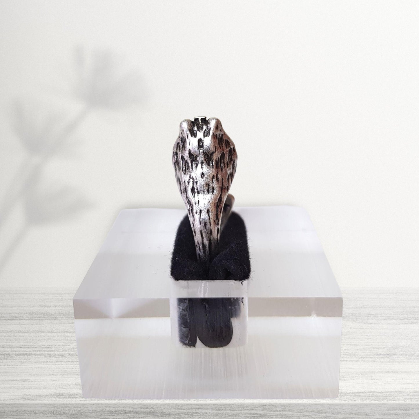 back view of novelty pomeranian ring in silver