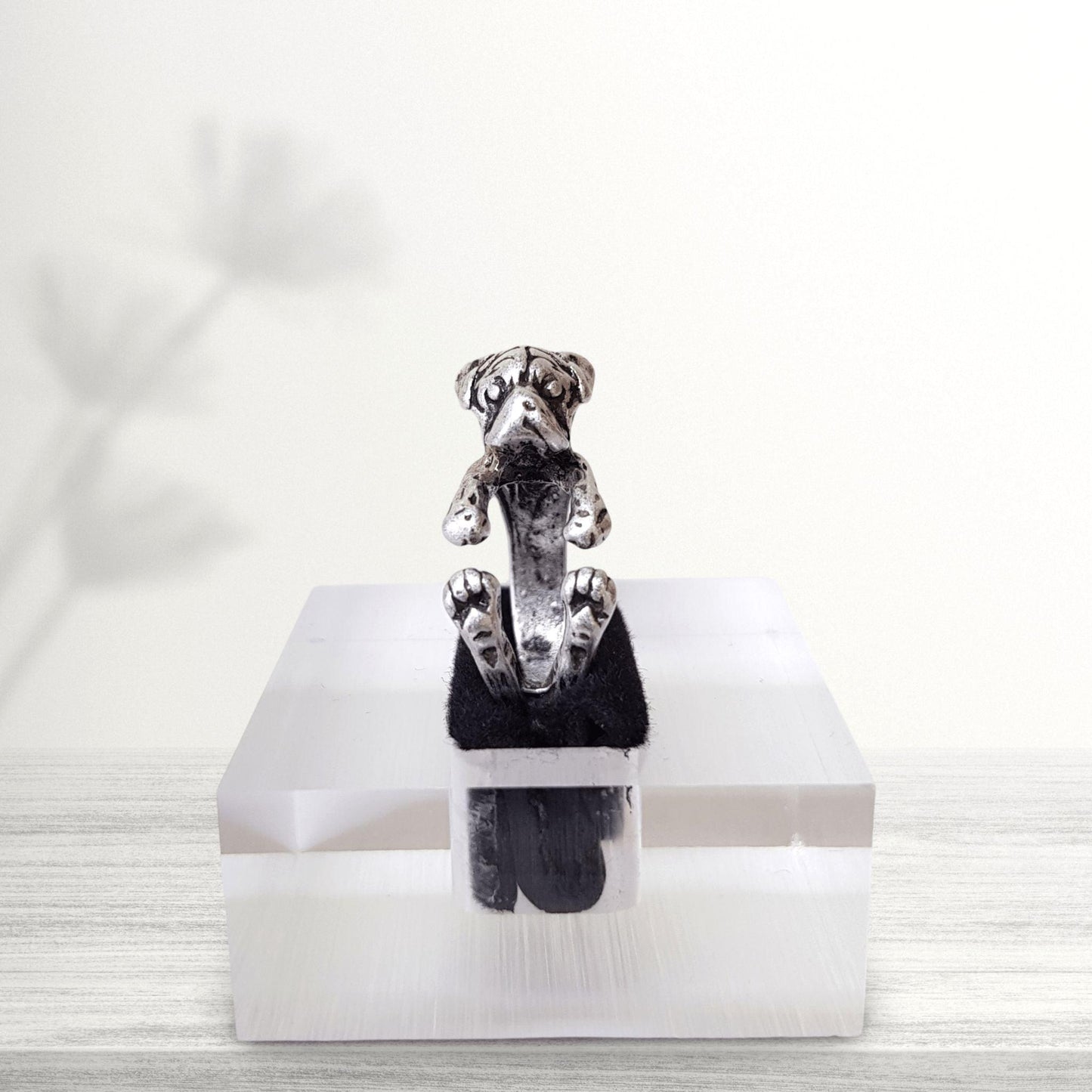 pug novelty finger ring in silver colour